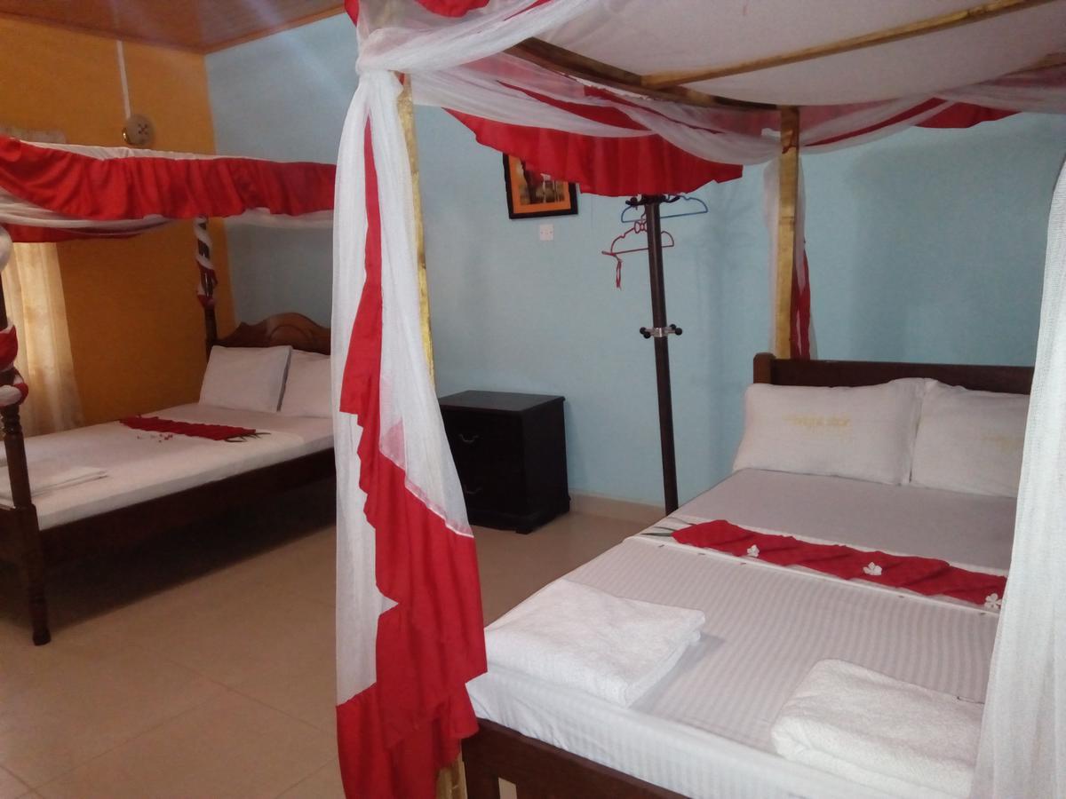 The Bright Star Resort Diani Beach Extérieur photo