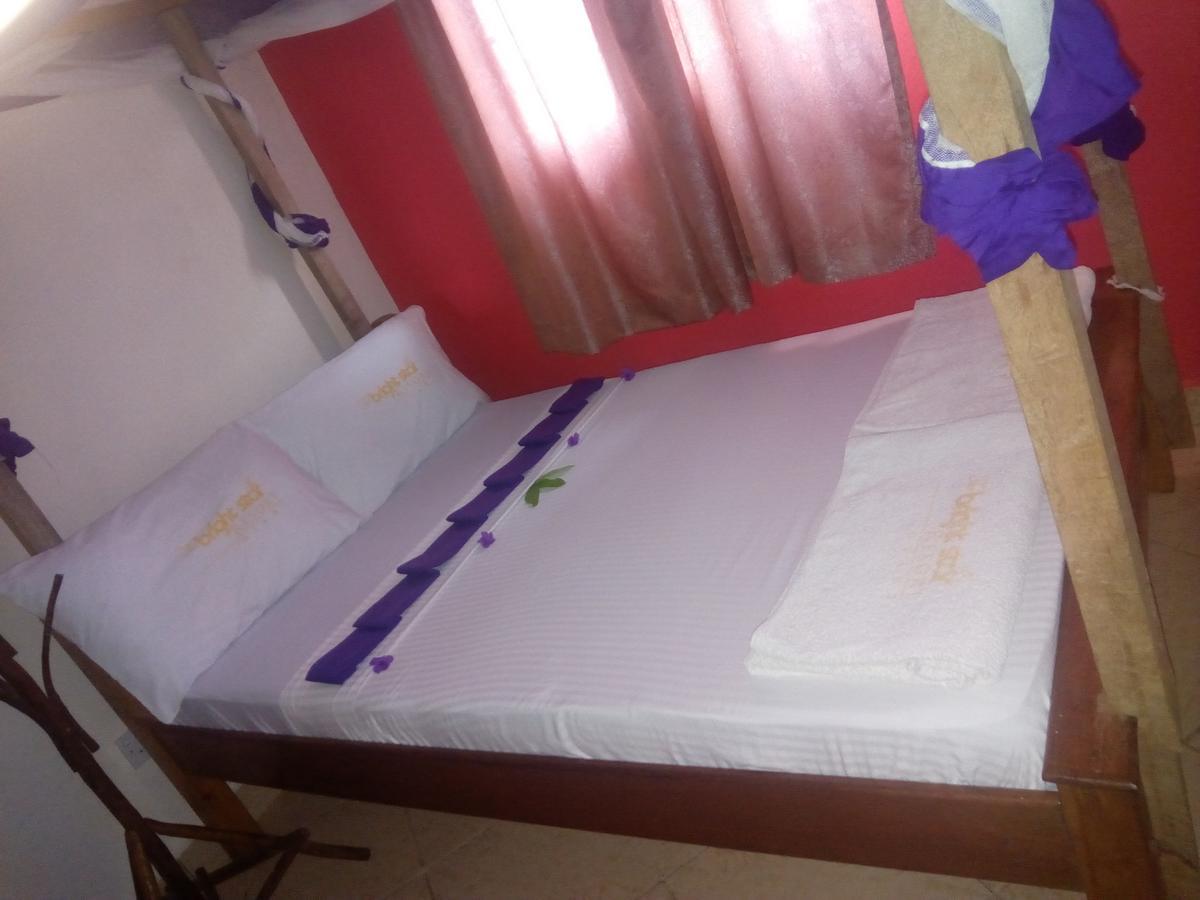 The Bright Star Resort Diani Beach Extérieur photo