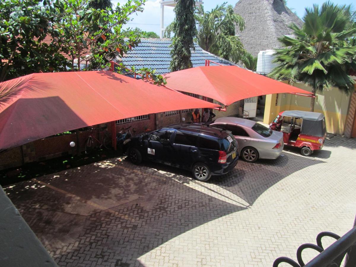 The Bright Star Resort Diani Beach Extérieur photo
